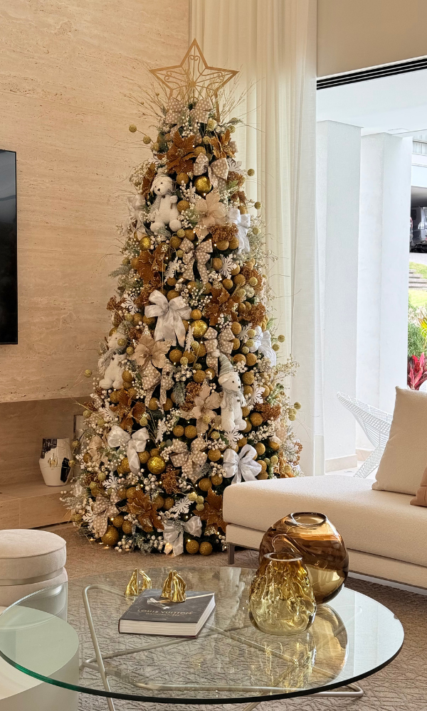 Arvore-de-natal-Douradas (2)