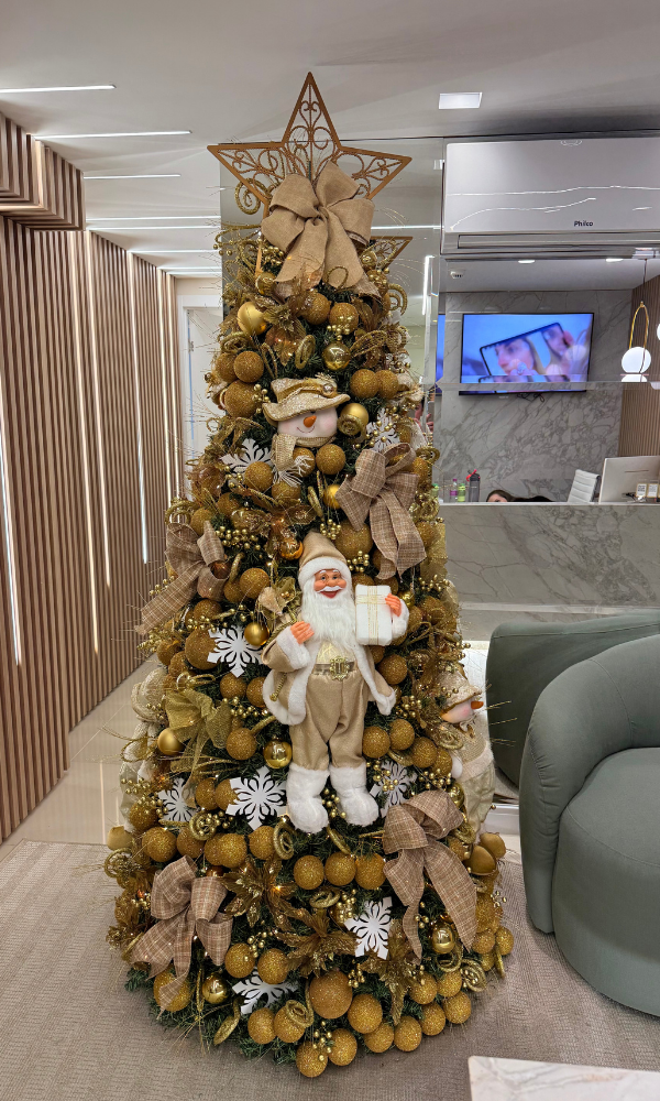 Arvore-de-natal-Douradas (4)