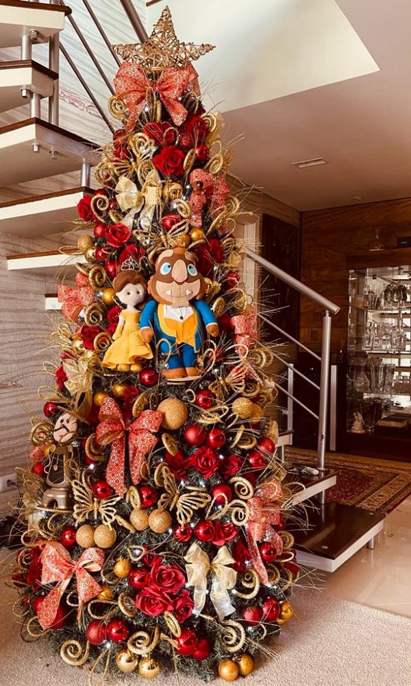 Arvore-de-natal-vermelha (4)